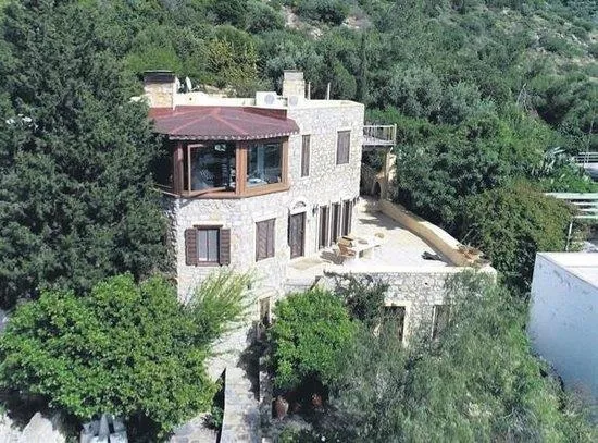 Yılmaz Özdil’den sonra firari Can Dündar’ın villası da kaçak çıktı-2