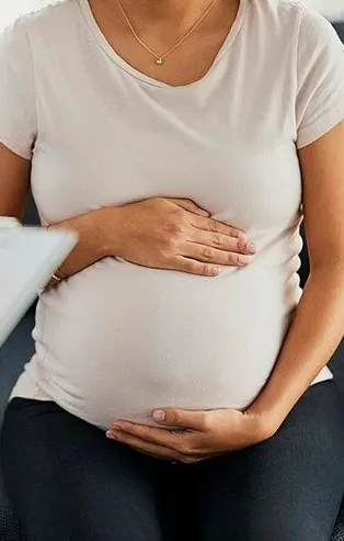 Hamile işçiyi atan tazminat öder mi?