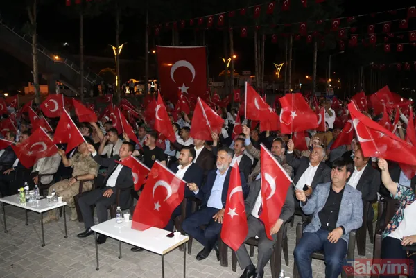 15 Temmuz anma etkinliklerinde meydanlar doldu taştı - 11