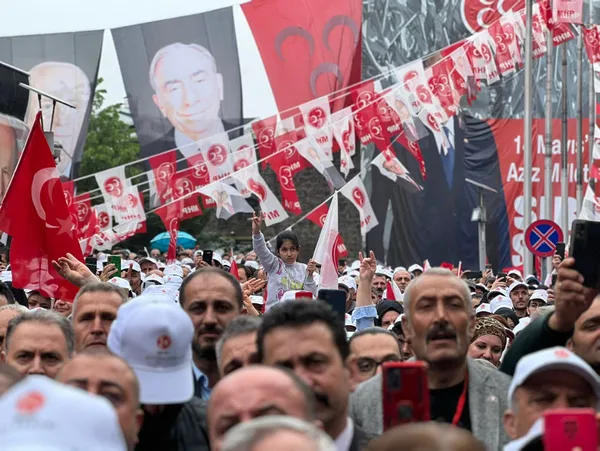 Son dakika: MHP Trabzon mitingi! MHP lideri Devlet Bahçeli'den Ekrem İmamoğlu'na Erzurum tepkisi: Trabzon'un yüz karası-6