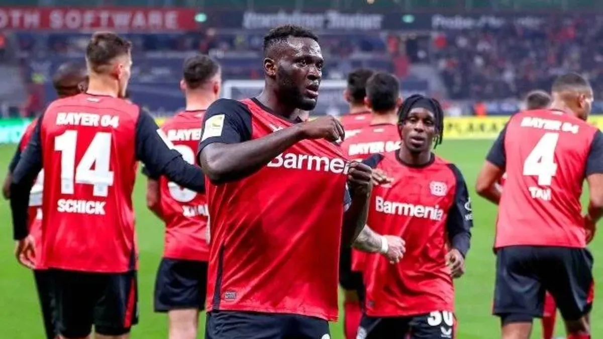 Bayer Leverkusen sahasında hata yapmadı