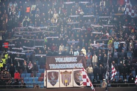 ampute-milli-takimimiz-tff-baskani-buyukeksinin-konugu-olarak-rivaya-gitti-1665532379557.jpeg Ampute Milli Takımımız, TFF Başkanı Büyükekşi'nin konuğu olarak Riva'ya gitti-4