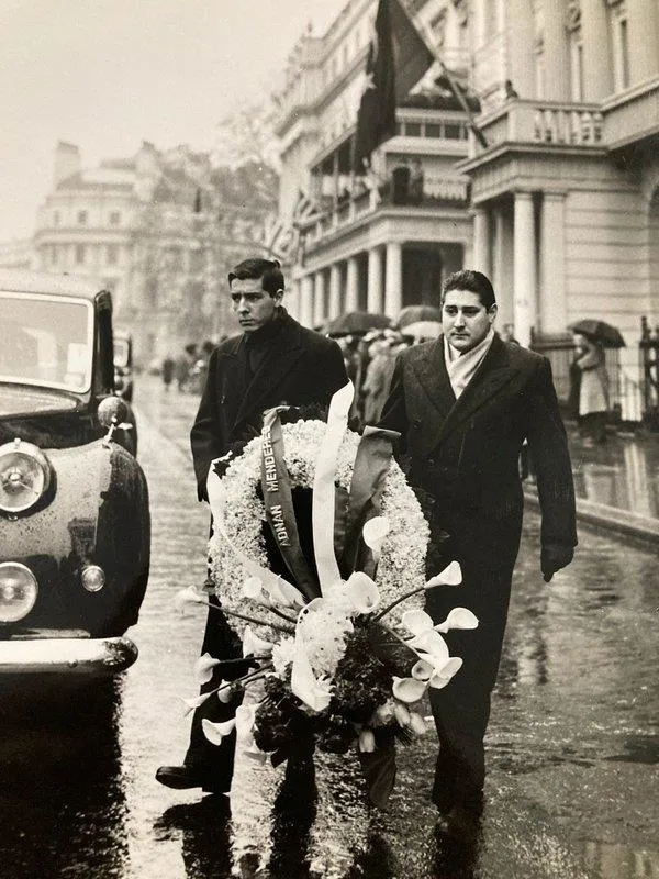 Merhum Başbakan Adnan Menderes'in yeni fotoğrafları ortaya çıktı! İşte 16 yaşındaki liseli Menderes-9