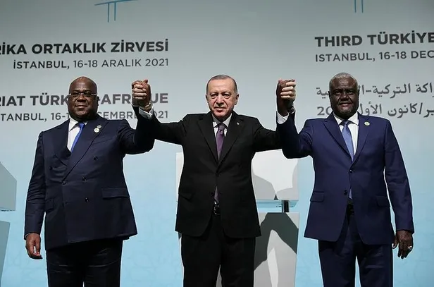Türkiye-Afrika Zirvesi sonrası Başkan Erdoğan'dan önemli açıklama: İlişkilerimizi derinleştirecek yol haritası üzerinde mutabık kaldık-7