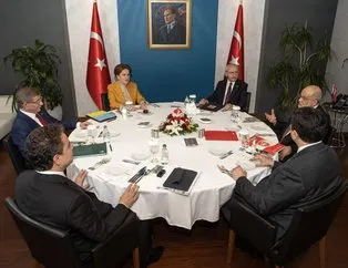 Atatürk tablosuyla poz vererek göz boyama çabası