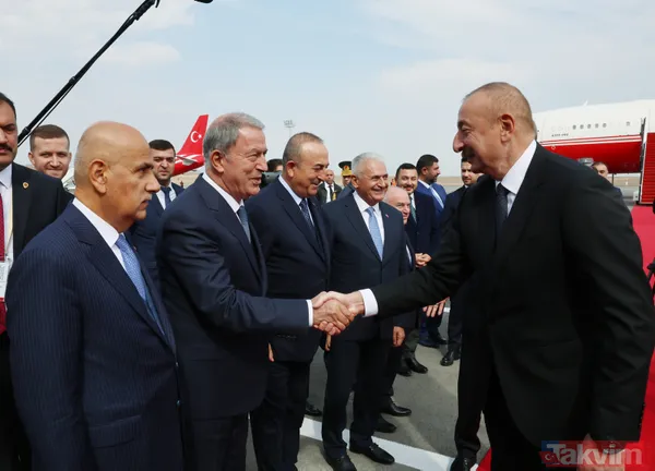 Azerbaycan Cumhurbaşkanı Aliyev'den Başkan Erdoğan'a samimi karşılama: Uçaktan iner inmez sarıldılar... Halter şov - 21
