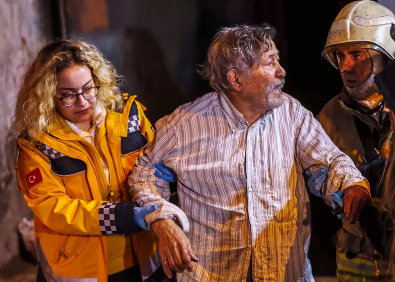 Şişli'de bina yangını - 1