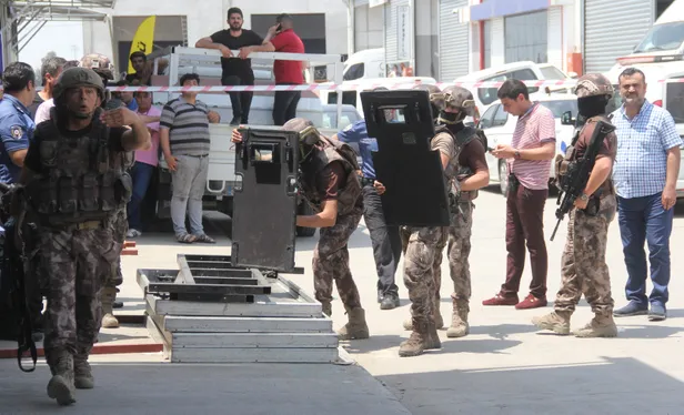 Adana'da inanılmaz olay! Bekçiyi rehin alan cezaevi firarisi, polis operasyona başlayınca intihar etti-5