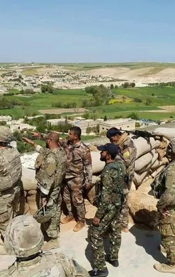 ABD askerleri teröristlerle omuz omuza...