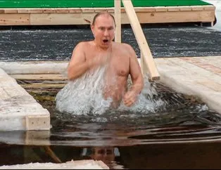 Putin, yarı çıplak buzlu suya girdi