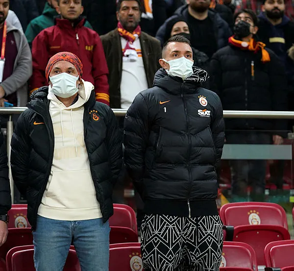 Son dakika Galatasaray haberleri... Fernando Muslera mı Inaki Pena mı? Dikkat çeken istatistik-5
