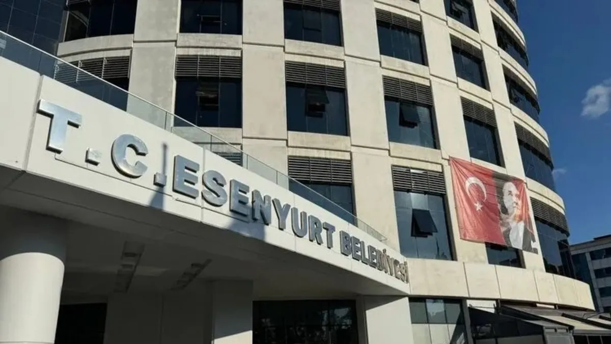 Esenyurt Belediyesi’ne yönelik yolsuzluk soruşturmasında 9 şüpheli tutuklandı, 10 kişi adli kontrolle bırakıldı