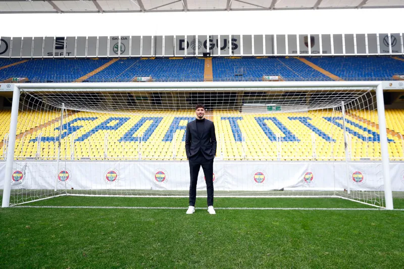 ÖZEL | Fenerbahçe'de Altay Bayındır'ın attığı İmzanın perde arkası ortaya çıktı! İşte o detay ve teklif - 4
