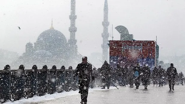Kar yağışı İstanbul'a giriş yaptı! Meteoroloji'den İstanbul dahil 19 kente sarı ve turuncu kodlu uyarı! Kar yağışı fırtınası yolda-7