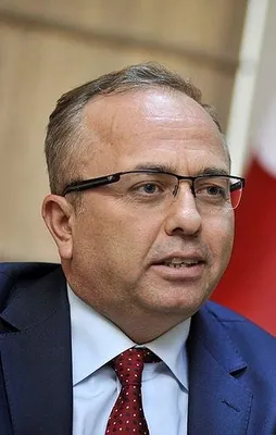 Gine büyük ders verdi