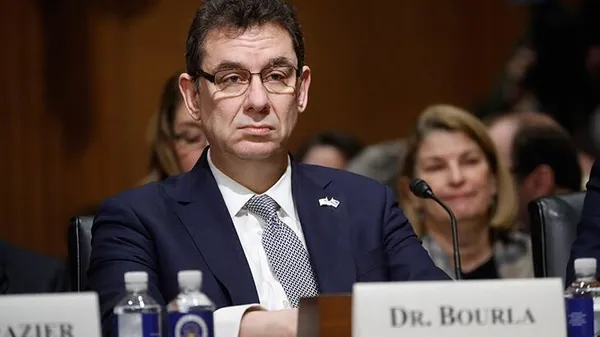 Koronavirüs aşısının arkasında onlar var: Pfizer'in CEO'su Albert Bourla'nın babasının hikayesi ilham verici-8