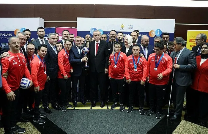 Başkan Erdoğan Futsal Milli Takımı'nı kabul etti-6