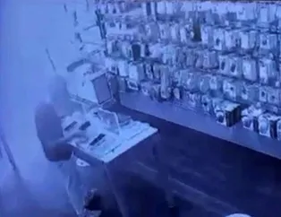 Sadece 19 saniye sürdü! Kaşla göz arasında soygun