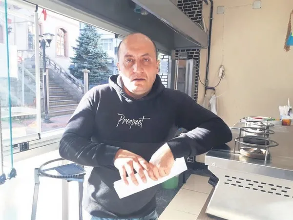 kural-tanimaz-donerci-tam-23-kez-ceza-yedi-yurttan-koronavirus-haberleri-1609282313379.jpeg Kural tanımaz dönerci tam 23 kez ceza yedi! | Yurttan koronavirüs haberleri-1