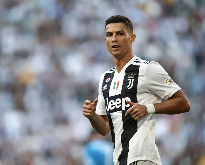 Ronaldo’ya büyük şok! Messi ezdi geçti