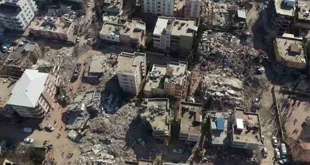1676114752843.jpg Adıyaman'daki enkazların dron görüntüsü depremin şiddetini bir kez daha gözler önüne serdi-2