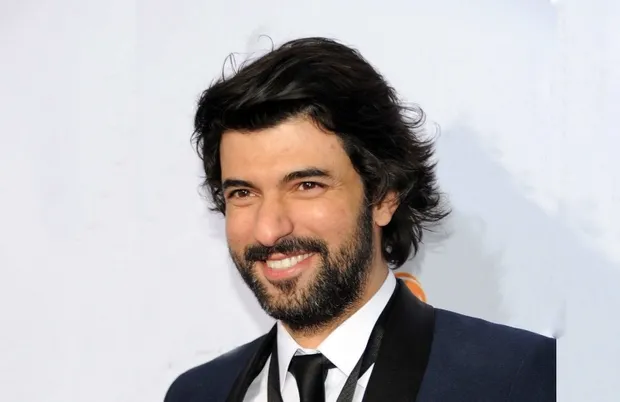 Engin Akyürek'in son halini görenler 'Efe'm sana ne oldu' demeden geçmiyor! Sefirin Kızı'nın Sancar Efe'si eridi bitti-6