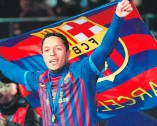 Barcelonalı Adriano Beşiktaş’ta