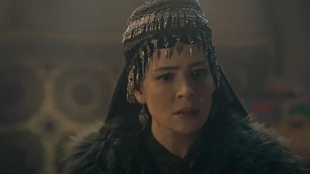 malhun-hatun-ve-umur-bey-kimdir-osman-bey-esleri-ve-cocuklari-kimlerdir-malhun-hatun-ile-cocugu-oldu-mu-1614173717913.jpg Malhun Hatun ve Umur Bey kimdir? Osman Bey eşleri ve çocukları kimlerdir? Malhun Hatun ile çocuğu oldu mu?-4