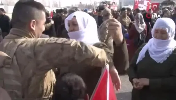 Kahraman Mehmetçik Bahar Kalkanı Harekatı'na dualarla uğurlandı
