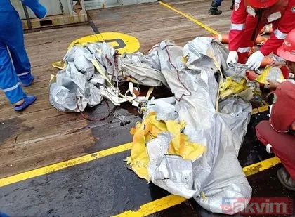 Endonezya’da içinde 188 kişi bulunan uçak düştü! İşte ilk görüntüler