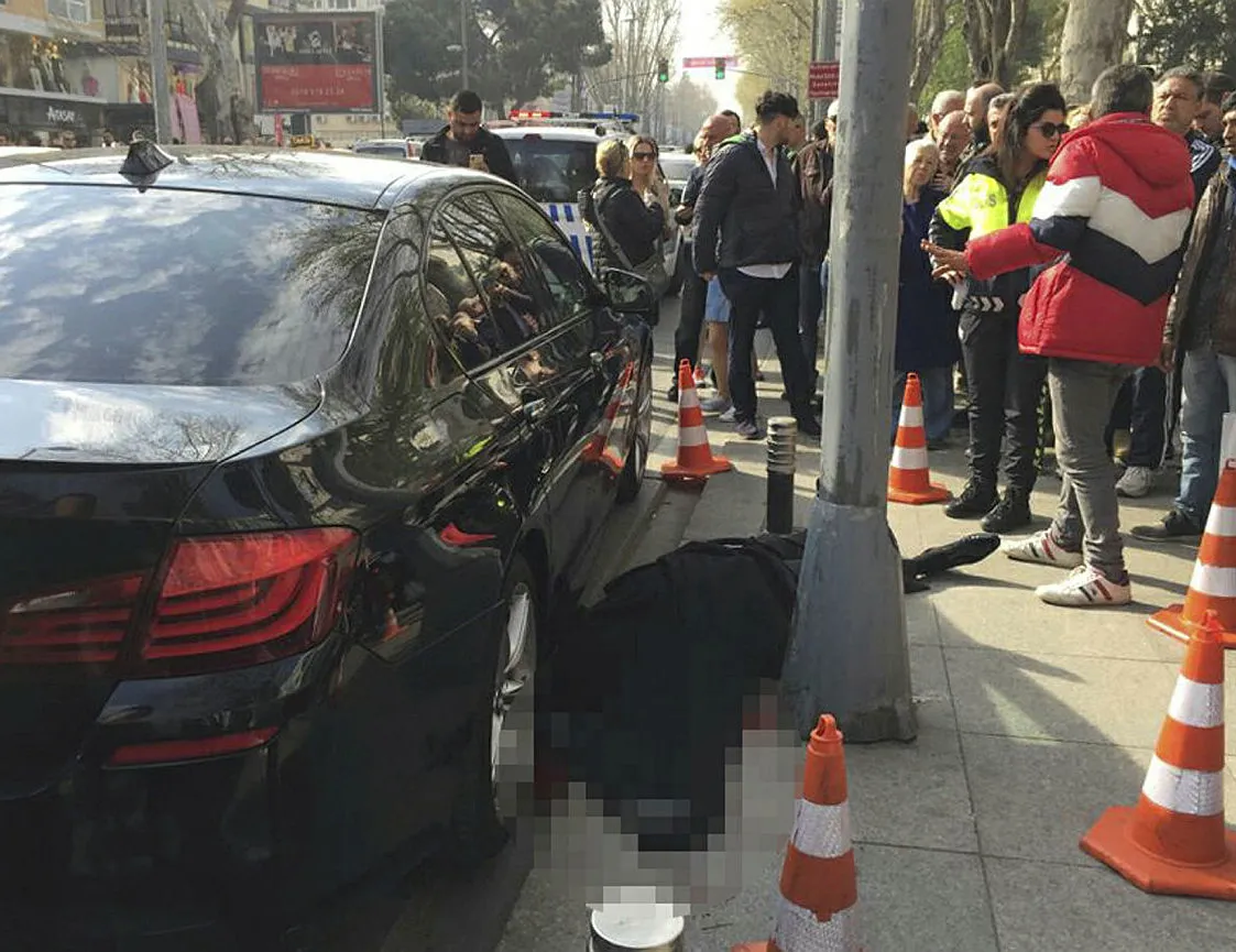 Kadıköy’de sokak ortasında cinayet! Bakın kim çıktı