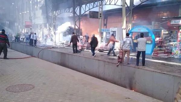 Mısır'da tren istasyonunda yangın faciası: Ölü ve yaralılar var-1