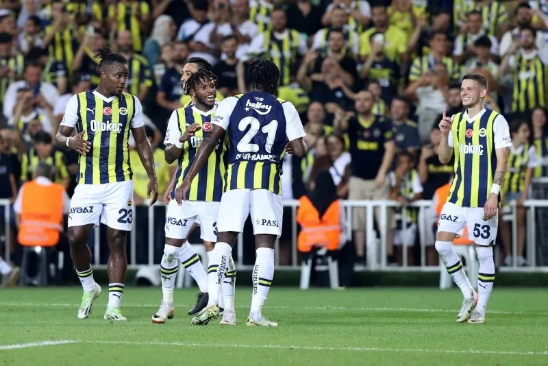 Fenerbahçe'de Altay Bayındır'ın ardından bir isme daha yol göründü! - 2