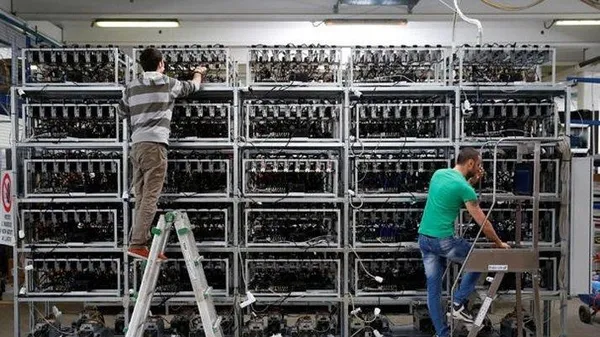 son-dakika-iranda-elektrik-kesintileri-nedeniyle-kripto-para-madenciligi-4-ay-yasaklandi-1622028450949.jpg