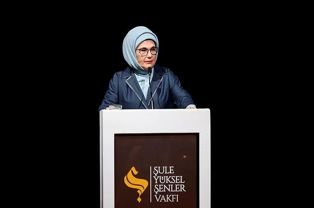 Emine Erdoğan, Şule Yüksel Şenler'in vefatının 3. yıl dönümünde düzenlenen programa katıldı: "Bir millete ilham oldu"