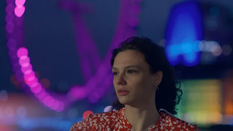 atvnin-yeni-dizisi-ayni-yagmur-altindadan-ilk-tanitim-geldi-1766582079541.jpeg Kaynak: atv