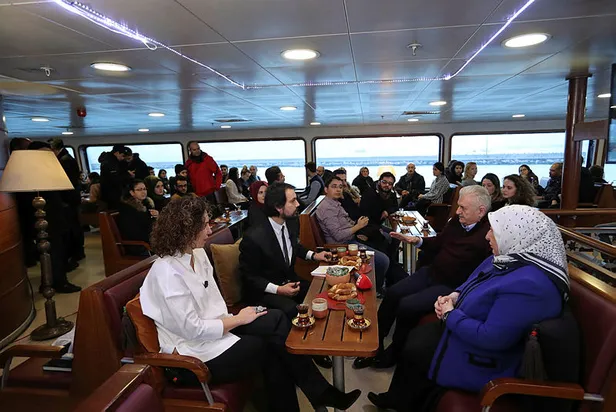 Binali Yıldırım'dan gülümseten hatıra: Bir gece saat 2'de biri aradı...-1