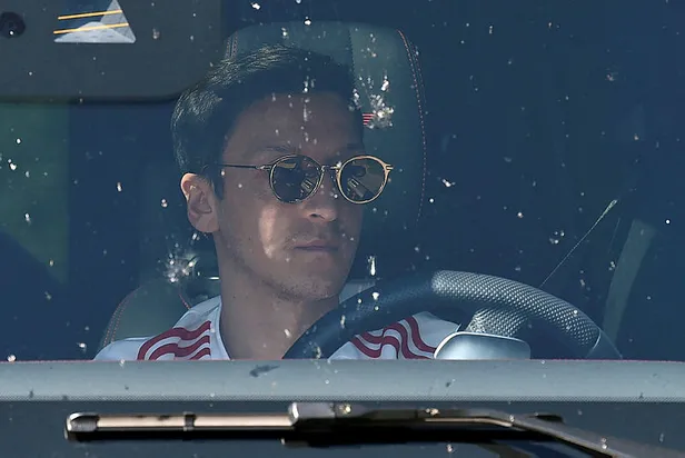 Fenerbahçe'ye Mesut Özil transferinde dişli rakip | Çılgın teklif geliyor-1