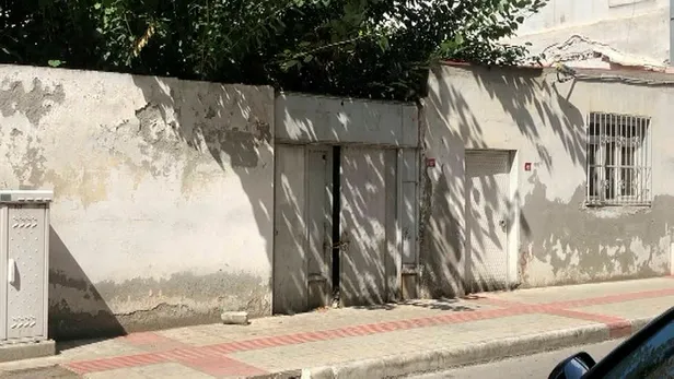 51-yil-once-bu-evden-cikti-tum-dunya-umudunu-ona-bagladi-1605074072638.jpg Dünyanın beklediği koronavirüs aşısının müjdesini vermişti! Her şey 51 yıl önce bu evde başladı...-4