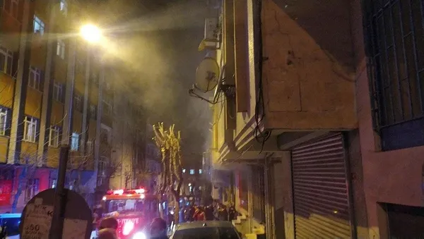Son dakika: Esenler'de korkunç yangın! Binadaki 30 kişiyi tahliye edildi-8