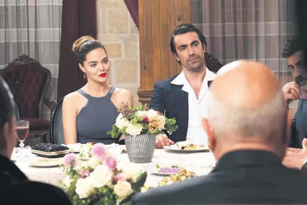 biran-damla-yilmaz-sevgilisi-cagri-telkiviranin-eski-aski-asli-bekiroglunu-ogrenince-podyum-sevdasindan-vazgec-1647027297713.jpeg Biran Damla Yılmaz sevgilisi Çağrı Telkıvıran’ın eski aşkı Aslı Bekiroğlu'nu öğrenince podyum sevdasından vazgeçti-3