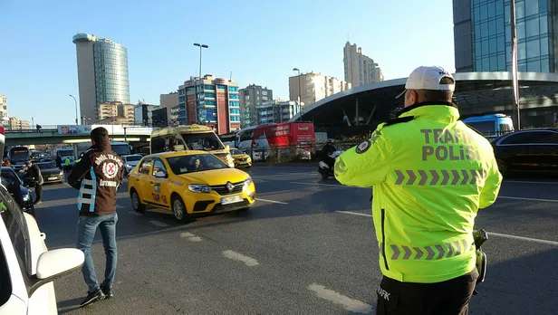 İstanbul'da sıkı denetim! Çakar kullananlara binlerce lira ceza kesildi!-2