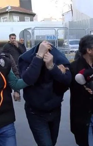 Senegalli turiste hakaret eden taksici tutuklandı