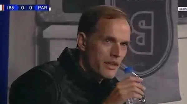 Medipol Başakşehir PSG maçına damga vuran kare! Tuchel'in kafası karıştı-2