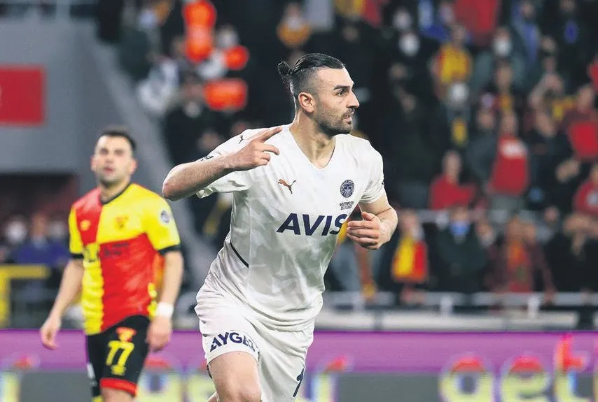 Serdar Dursun’a çifte talip çıktı