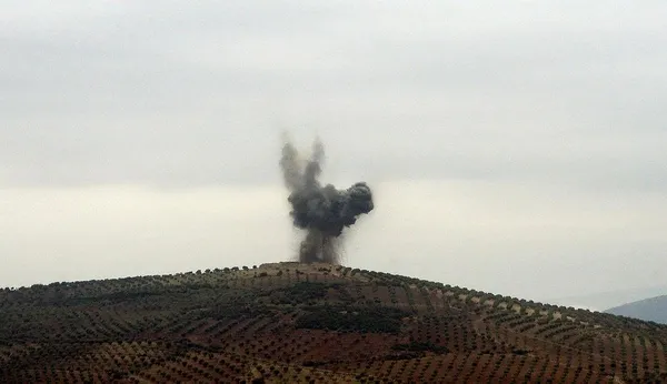 Obüsler PYD/PKK hedeflerini vuruyor-3