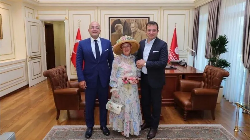 tahrana-bak-ihaneti-gor-rubinin-kustah-tehdidinin-altindaki-gercek-imamoglu-mossada-istanbul-senin-dedi-ciaye-1773138724073.jpeg Tahran'a bak ihaneti gör! Rubin'in küstah tehdidinin altındaki gerçek: İmamoğlu MOSSAD'a "İstanbul Senin" dedi CIA'e kameraları verdi-4