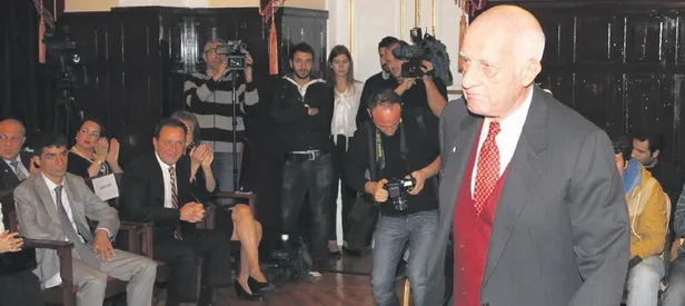 Cumhuriyet'e İnan'mıyor