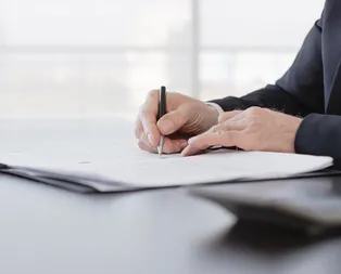 Bir imza ile hayatı karardı! Sizin de başınıza gelebilir