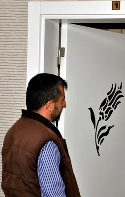 FETÖ'nün mor odasına girildi